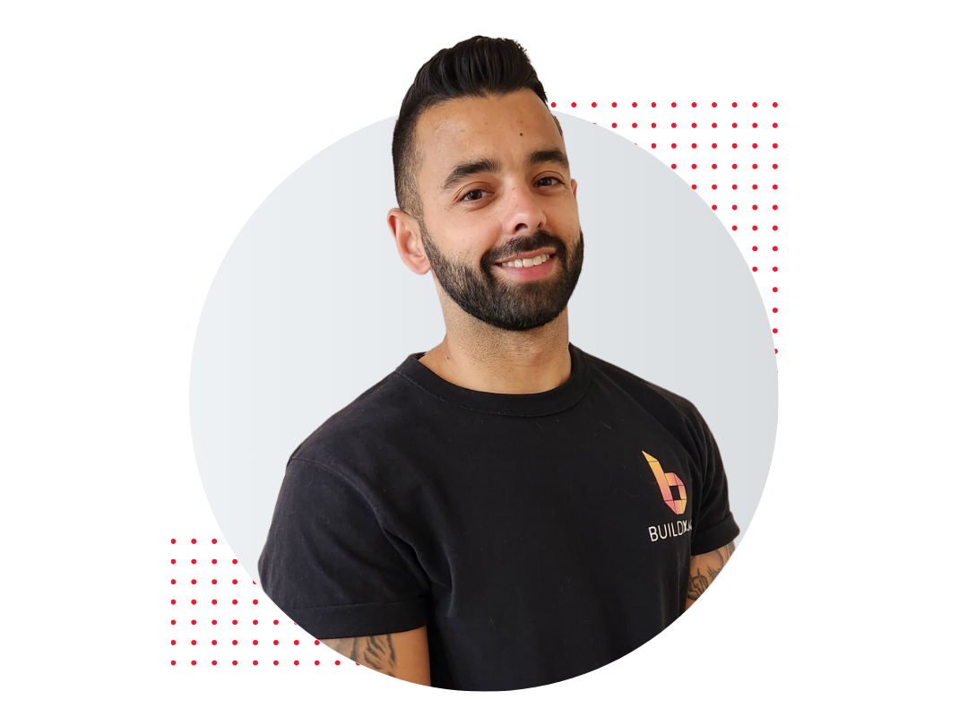 Julian - Host headshot